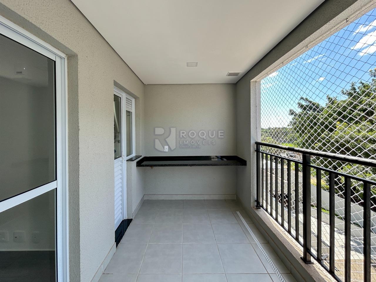 Apartamento para aluguel no bairro Jardim Santa Adélia: Sacada