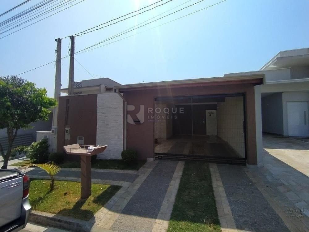 Casa em condomínio para aluguel no bairro Jardim Residencial Campo Novo: Fachada