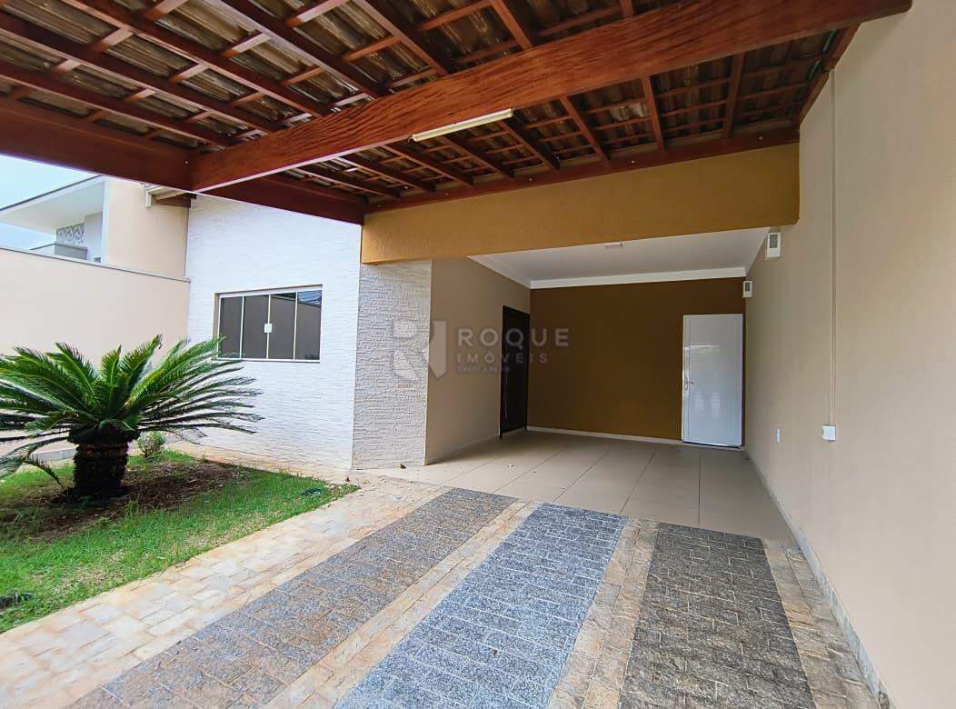 Casa em condomínio para aluguel no bairro Jardim Residencial Campo Novo: Garagem