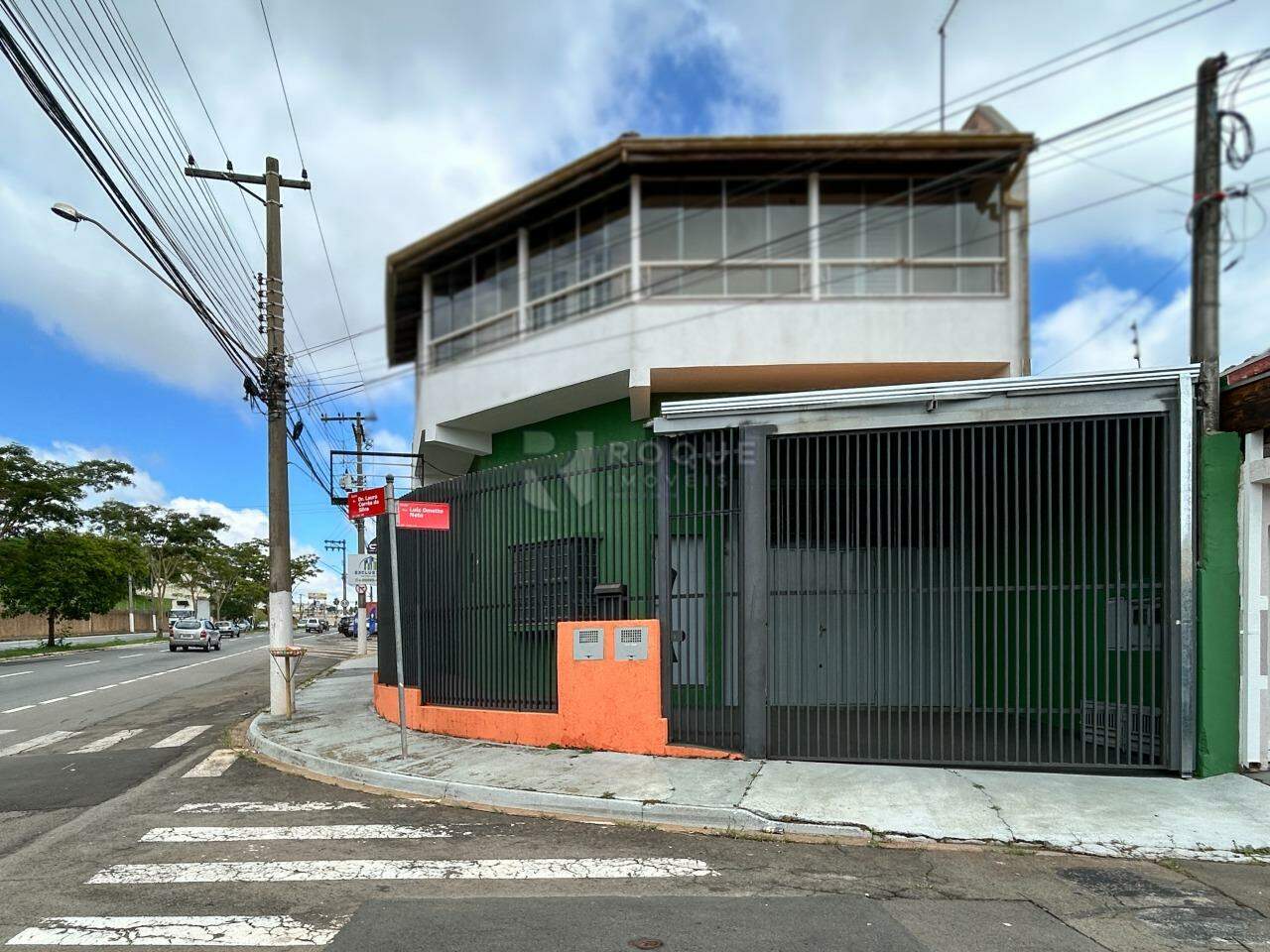 Salão para aluguel no bairro Jardim Adélia Cavicchia Grotta: Fachada 