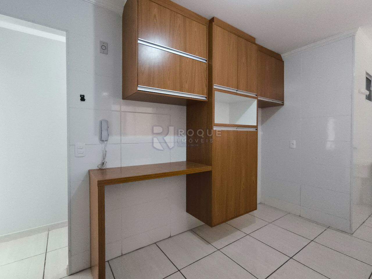 Apartamento à venda no bairro Jardim Ouro Verde: COZINHA