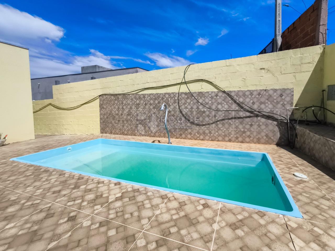 Chácara à venda no bairro Bairro dos Pires: PISCINA