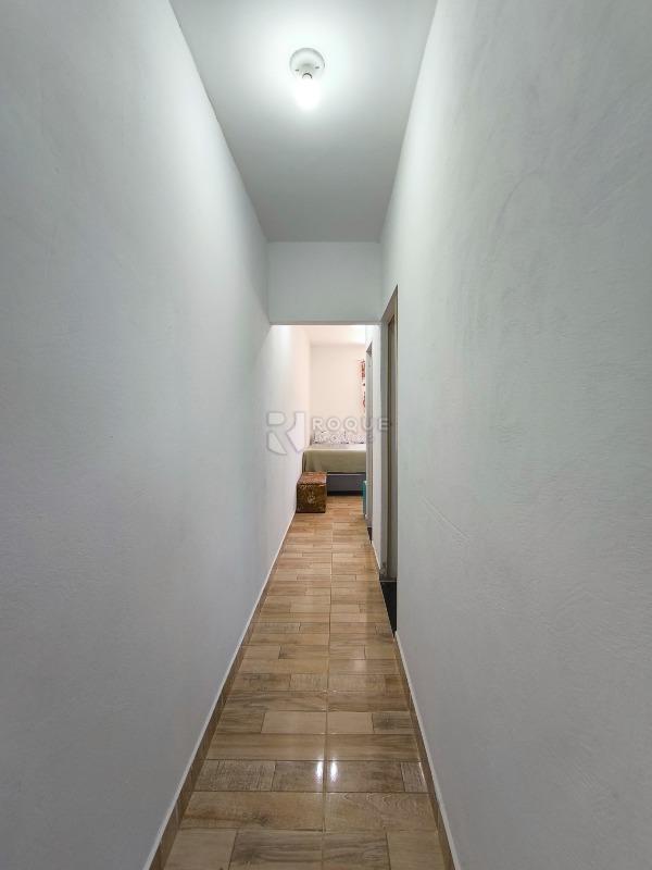 Chácara à venda no bairro Bairro dos Pires: CORREDOR INTERNO