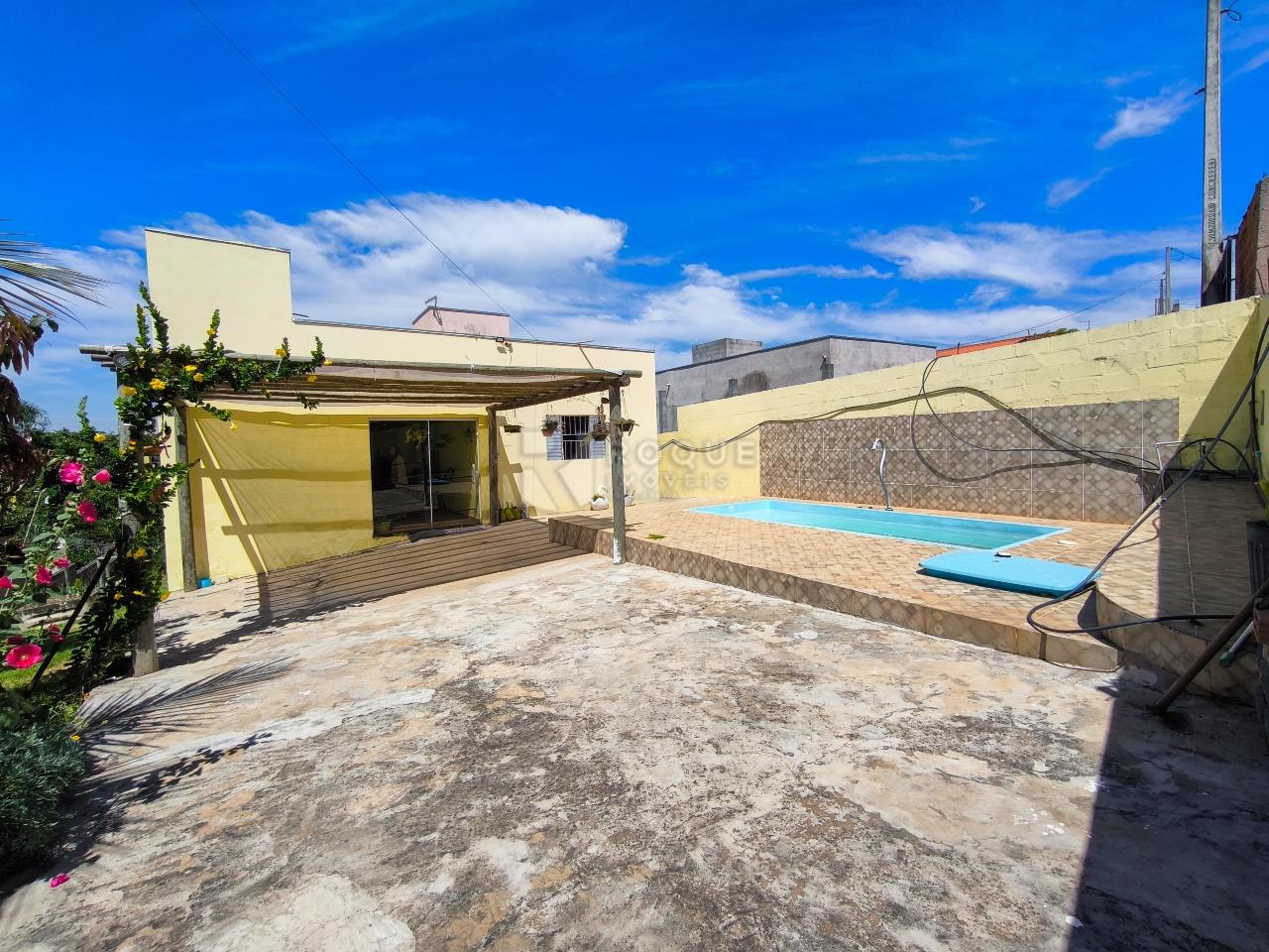 Chácara à venda no bairro Bairro dos Pires: ESTACIONAMENTO