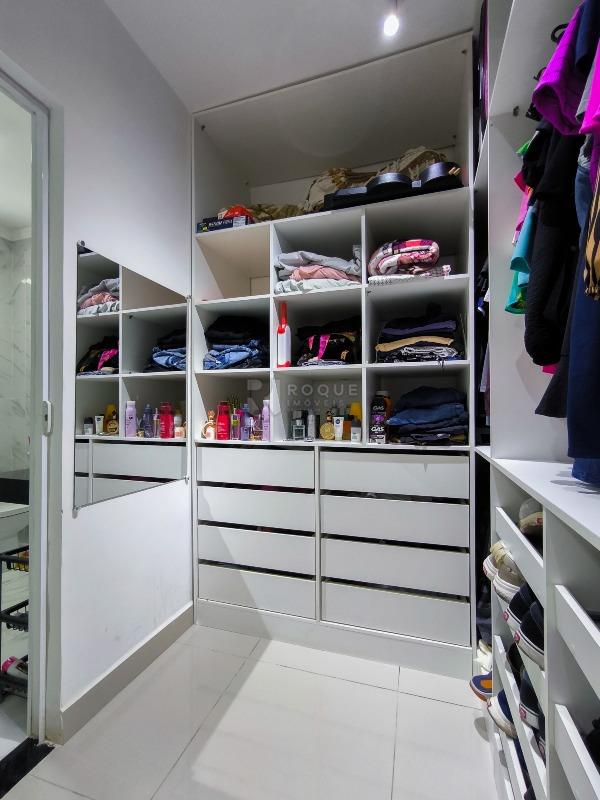 Casa Residencial à venda no bairro Residencial Econômico Manoel Simão de Barros Levy: CLOSET SUÍTE