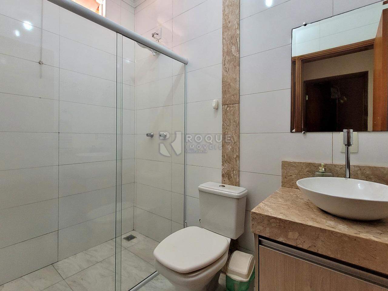 Casa Residencial à venda no bairro Jardim Lagoa Nova: WC Social
