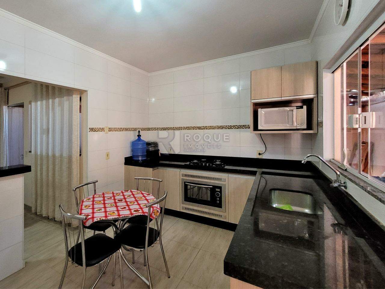 Casa Residencial à venda no bairro Jardim Lagoa Nova: Cozinha