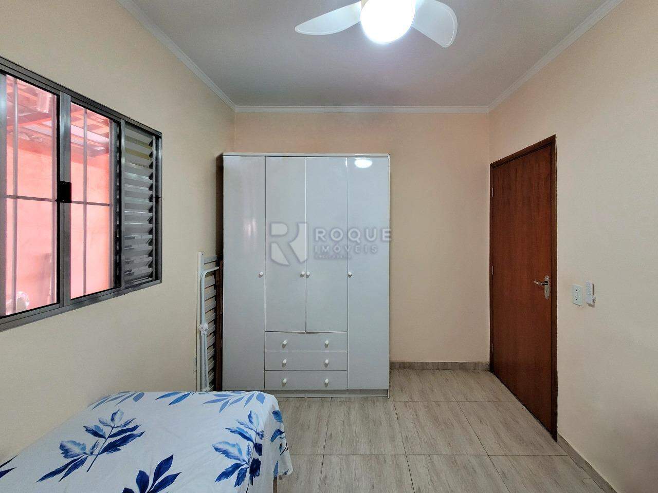 Casa Residencial à venda no bairro Jardim Lagoa Nova: Dormitório 1