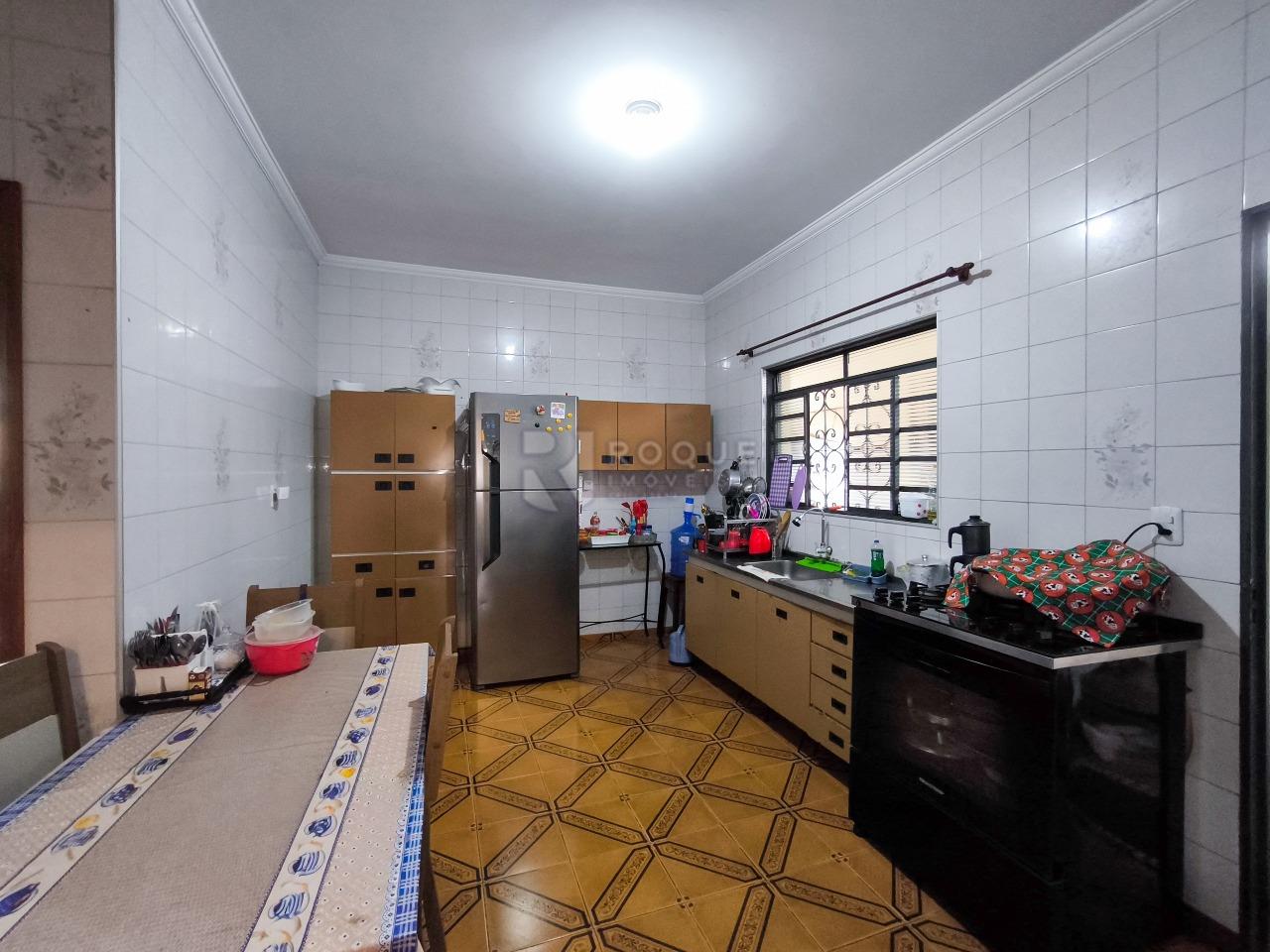 Casa Residencial à venda no bairro Jardim Boa Vista: COZINHA