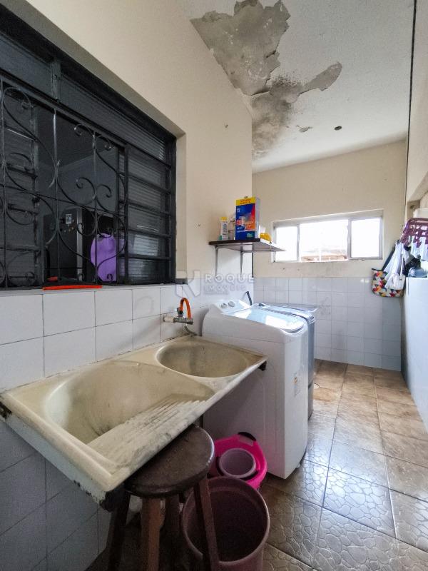 Casa Residencial à venda no bairro Jardim Boa Vista: LAVANDERIA
