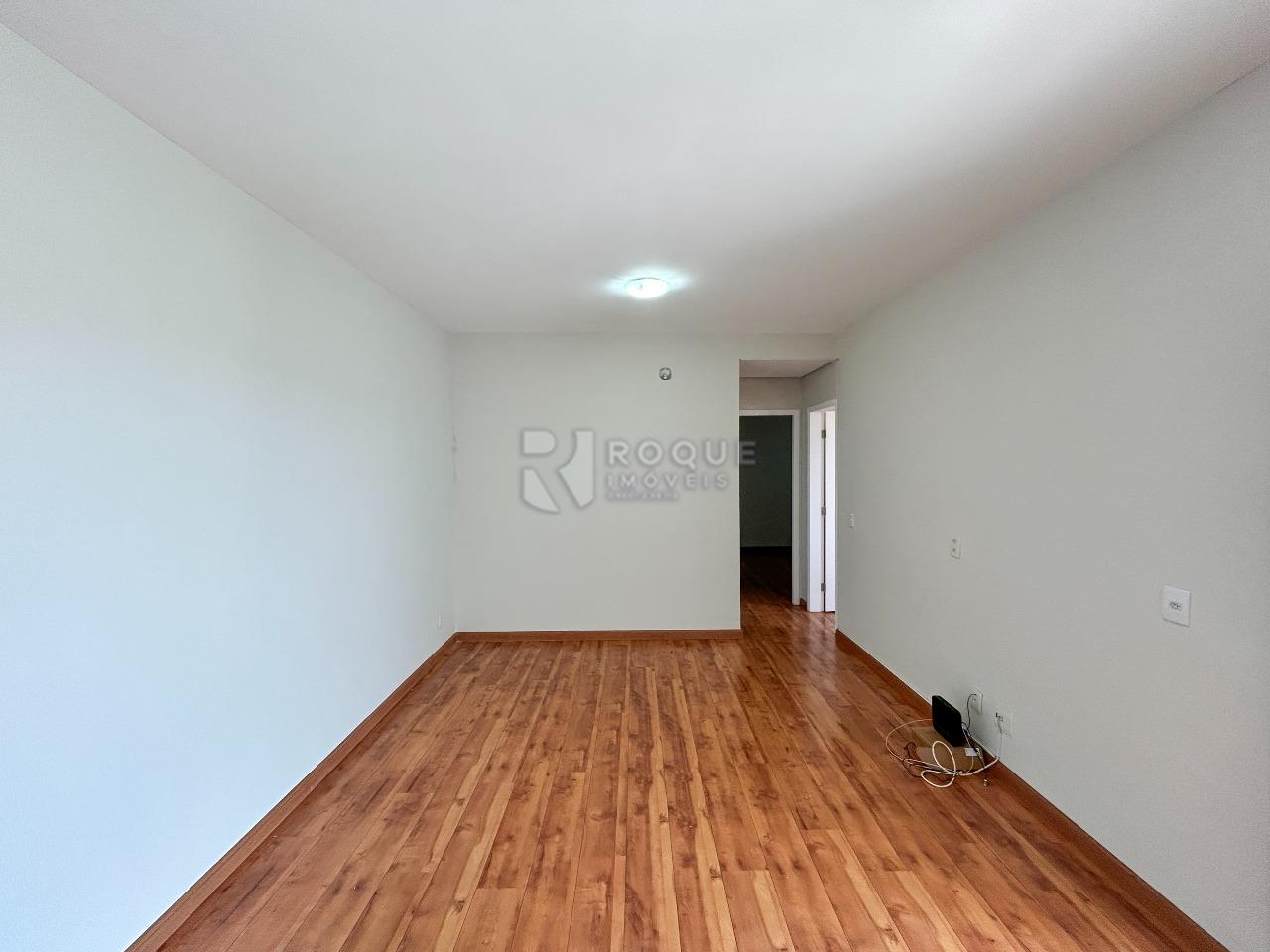 Apartamento para aluguel no bairro Desmembramento Oscar Antonio Breda: Sala 