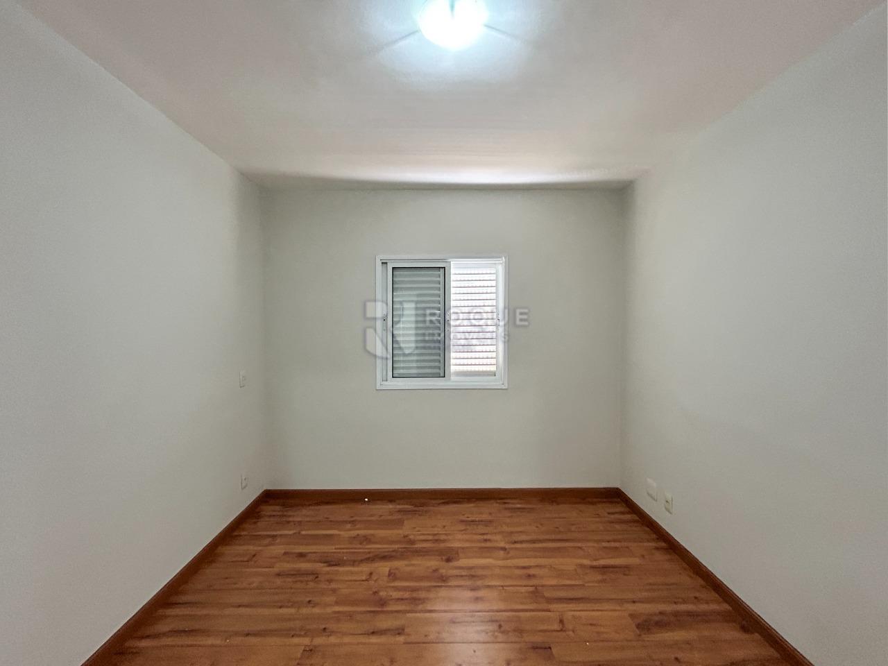 Apartamento para aluguel no bairro Desmembramento Oscar Antonio Breda: Dormitório 1