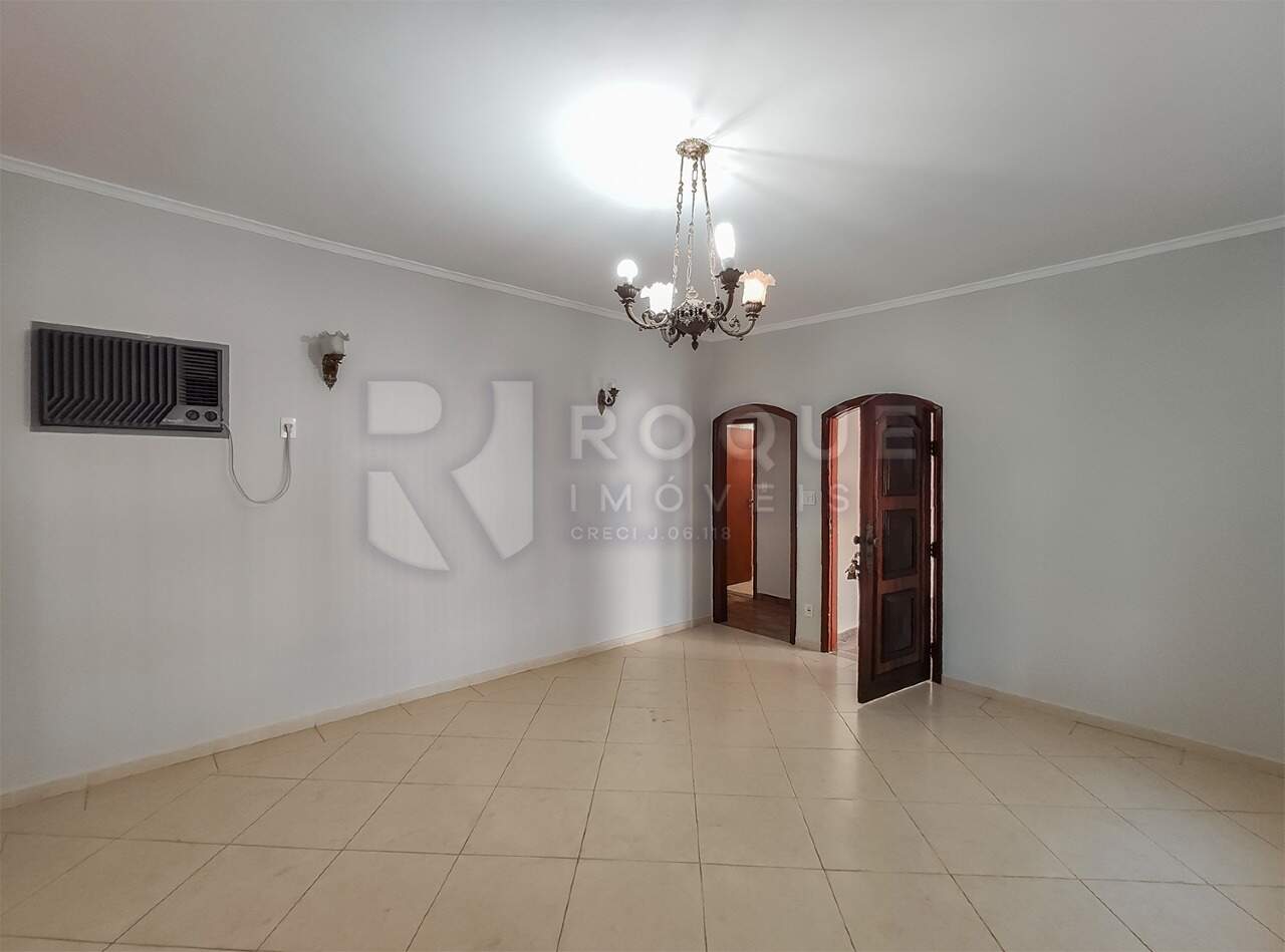Casa Residencial à venda no bairro Vila Cristovam: Sala 