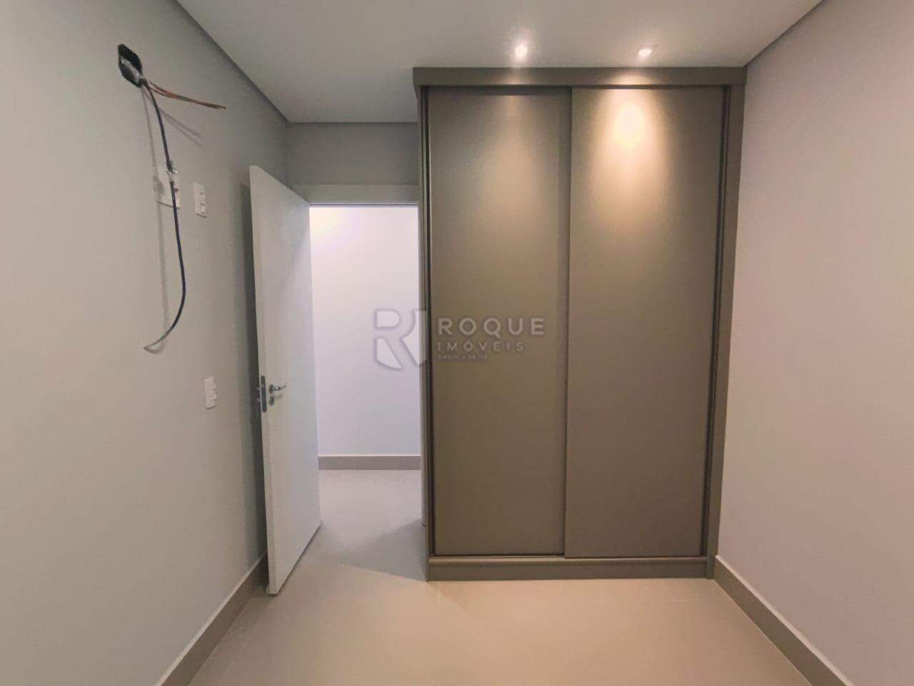 Apartamento para aluguel no bairro Jardim Santa Adélia: Dormitório 1