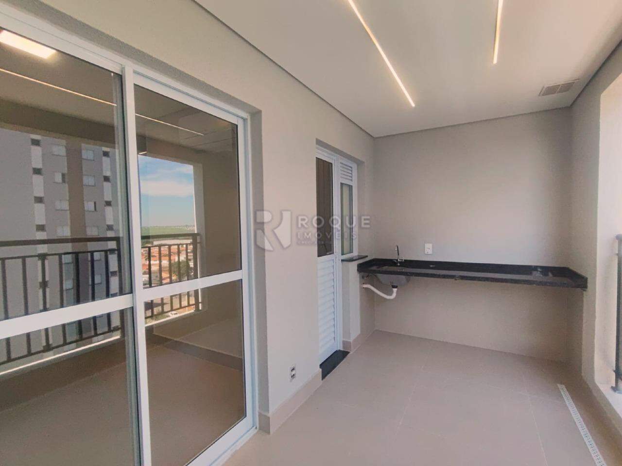 Apartamento para aluguel no bairro Jardim Santa Adélia: Varanda