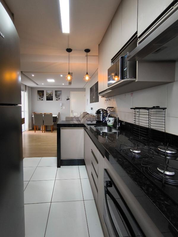 Apartamento para aluguel no bairro Jardim Trevo: COZINHA