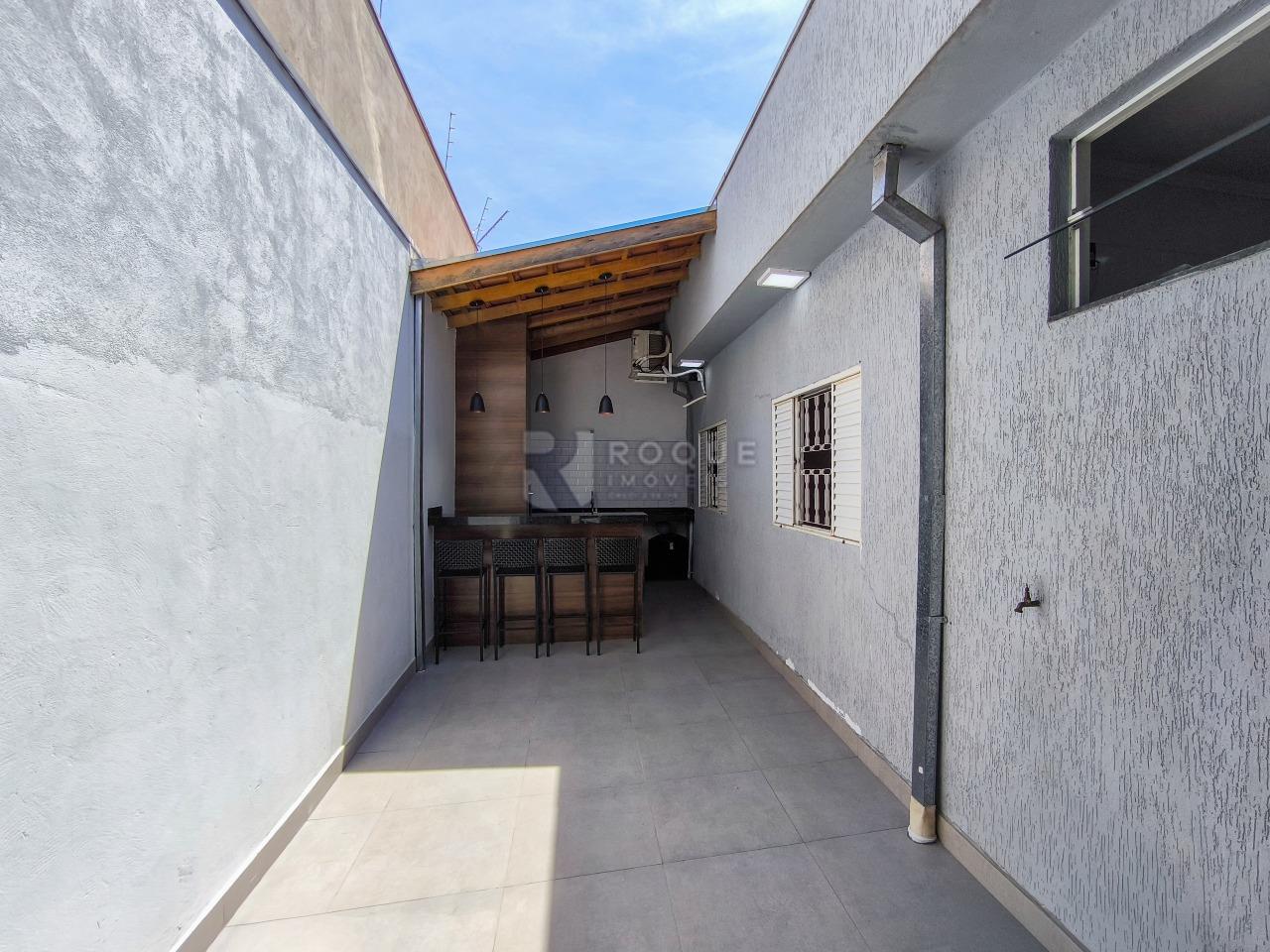 Casa Residencial à venda no bairro Parque Residencial Santa Eulália: LATERAL EXTERNA