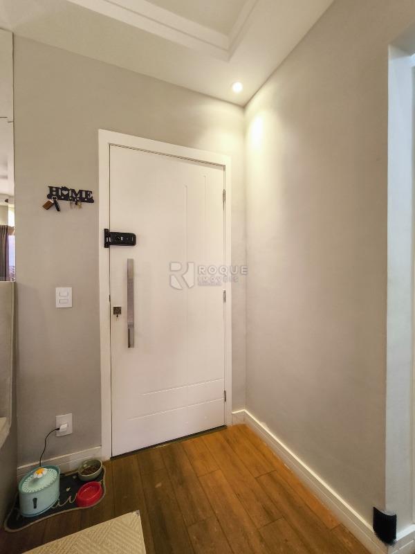 Apartamento à venda no bairro Jardim Parque Novo Mundo: HALL DE ENTRADA