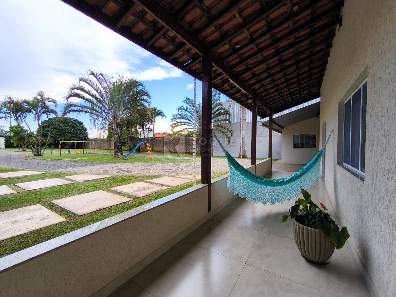 Chácara à venda no bairro Residencial Nobreville: VARANDA