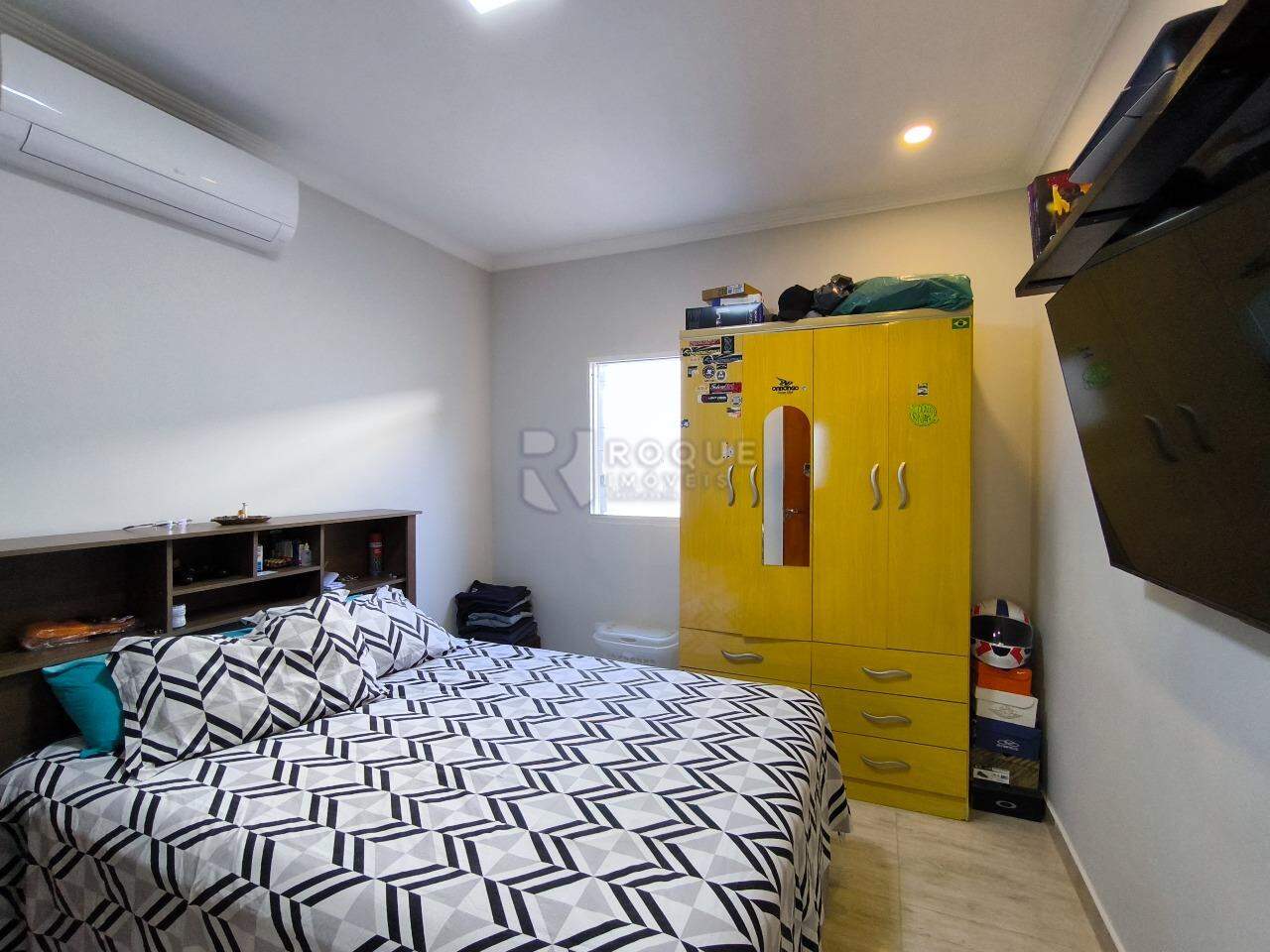 Casa Residencial à venda no bairro Jardim Alvorada: DORMITÓRIO 2