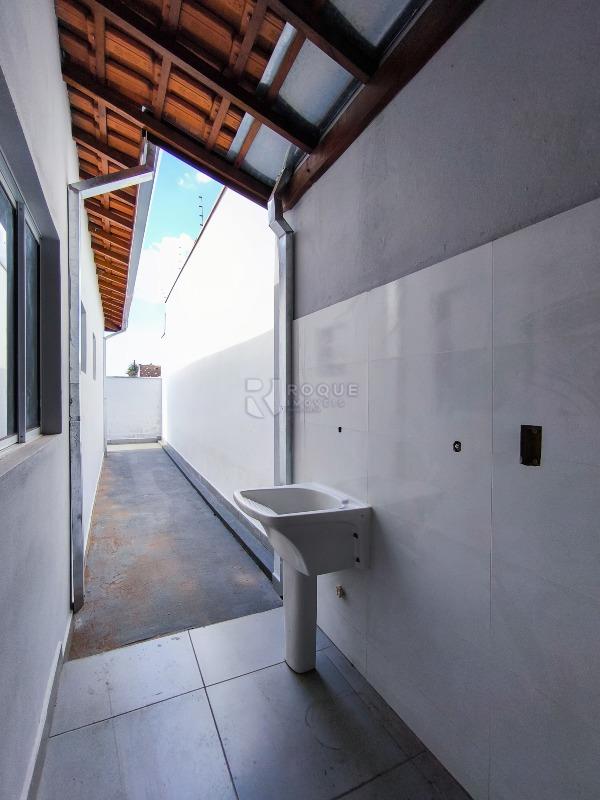 Casa Residencial à venda no bairro Jardim das Palmeiras: LAVANDERIA