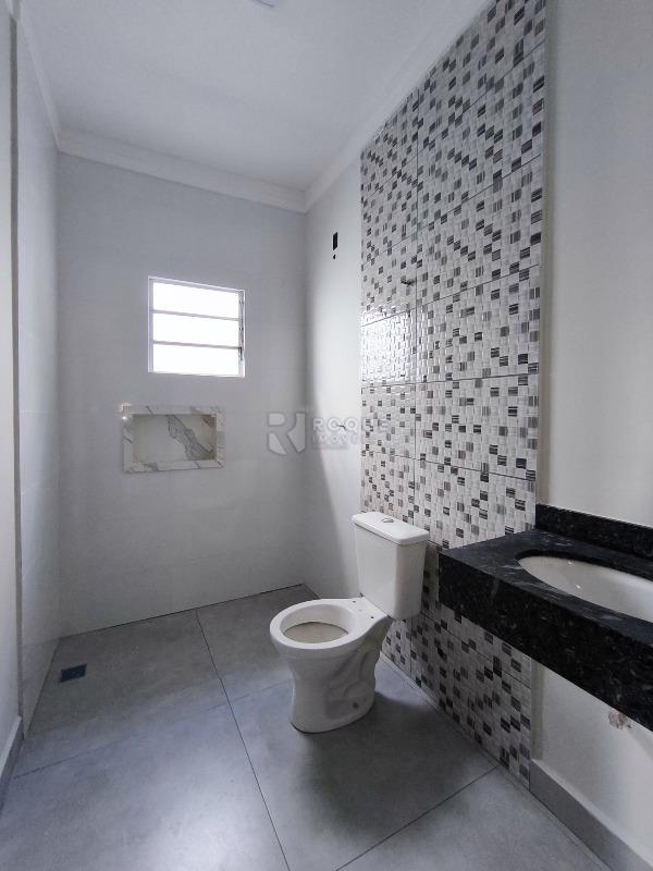 Casa Residencial à venda no bairro Jardim das Palmeiras: BANHEIRO SOCIAL