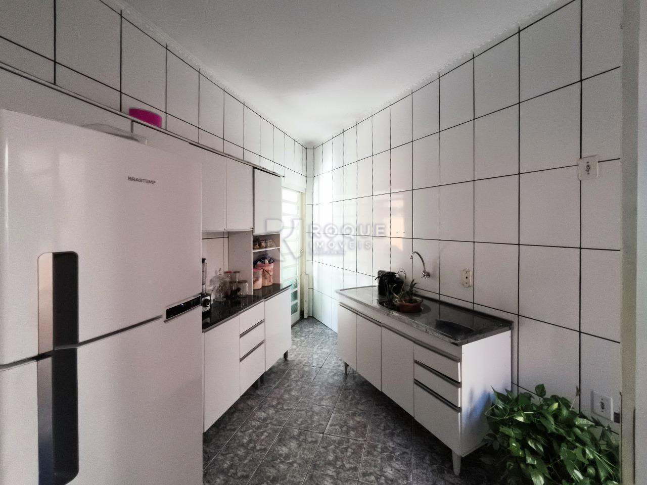 Casa Residencial à venda no bairro Vila Santa Lucia: COZINHA