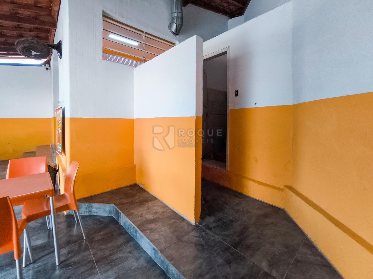 Casa Residencial à venda no bairro Vila Santa Lucia: SALÃO COMERCIAL