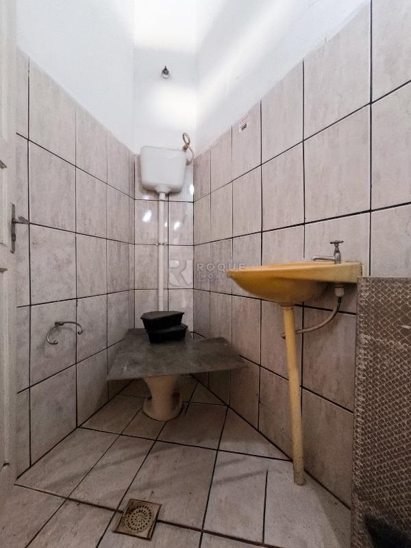 Casa Residencial à venda no bairro Vila Santa Lucia: BANHEIRO SOCIAL