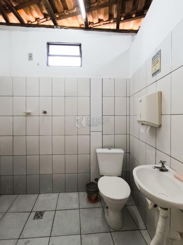 Casa Residencial à venda no bairro Vila Santa Lucia: SANITÁRIO 1