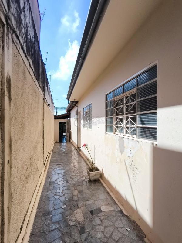 Casa Residencial à venda no bairro Vila Claudia: LATERAL EXTERNA