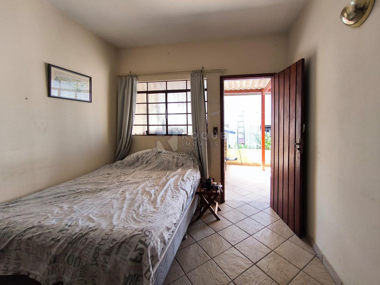 Casa Residencial à venda no bairro Vila Claudia: SALA DE ESTAR EDÍCULA