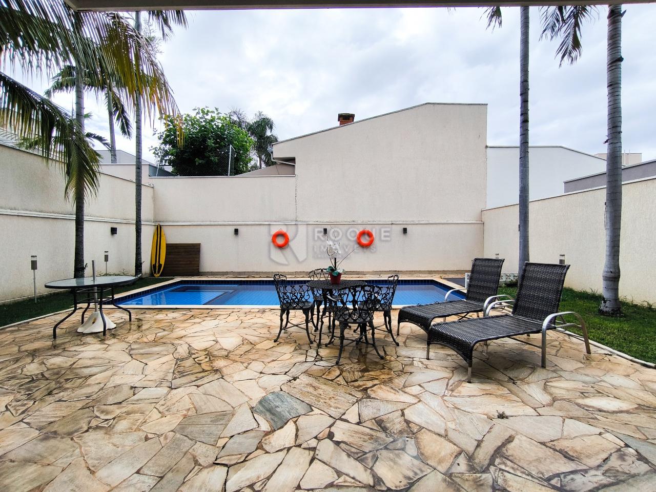 Casa em condomínio à venda no bairro Jardim Terras de Santa Elisa: ÁREA EXTERNA