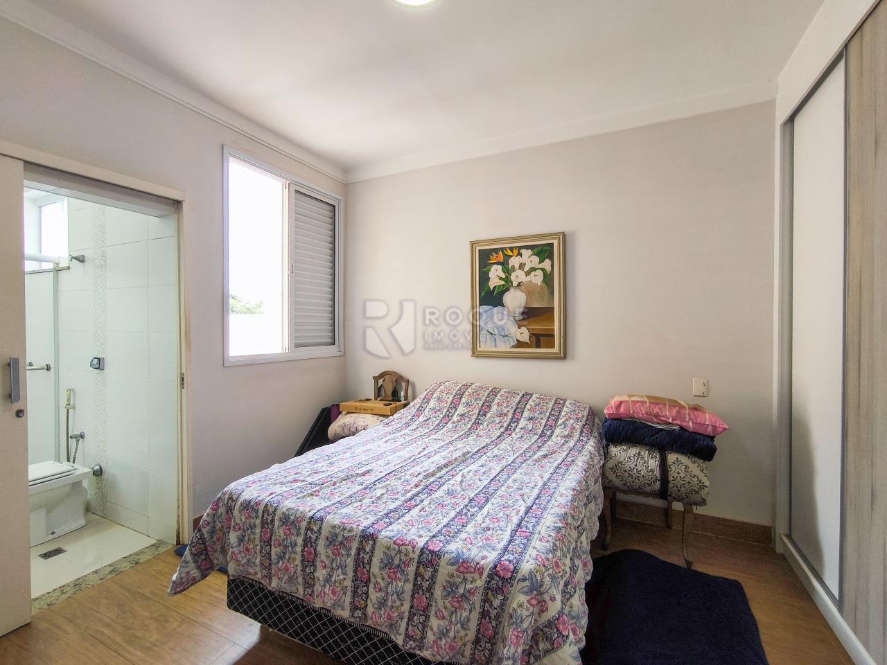 Casa em condomínio à venda no bairro Jardim Terras de Santa Elisa: SUÍTE 2