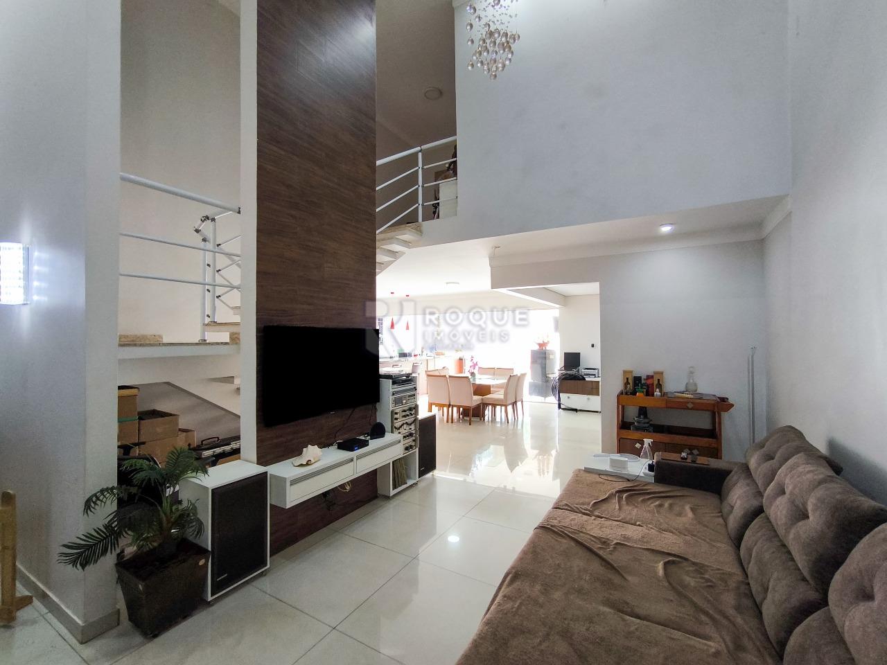 Casa em condomínio à venda no bairro Jardim Terras de Santa Elisa: SALA DE ESTAR