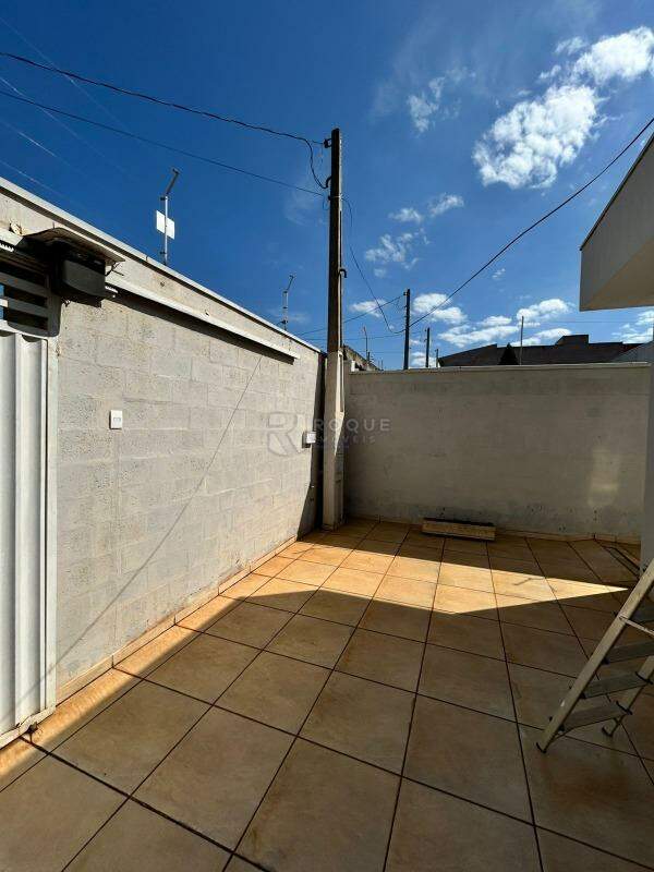 Casa Residencial à venda no bairro Jardim Sao Luiz: Garagem