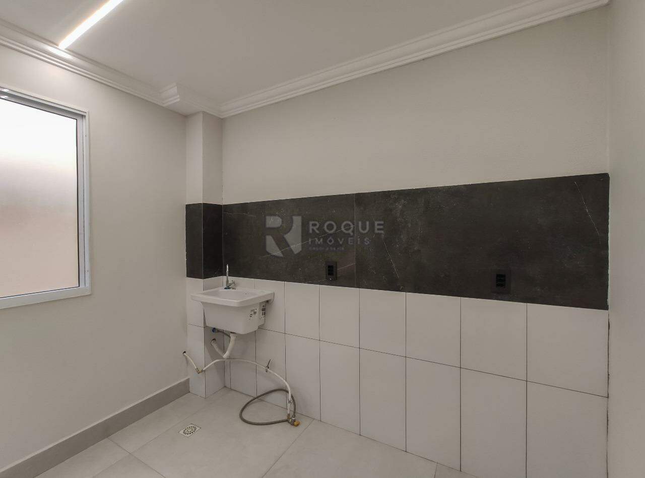 Apartamento à venda no bairro Residencial Morada das Acácias: Cozinha 