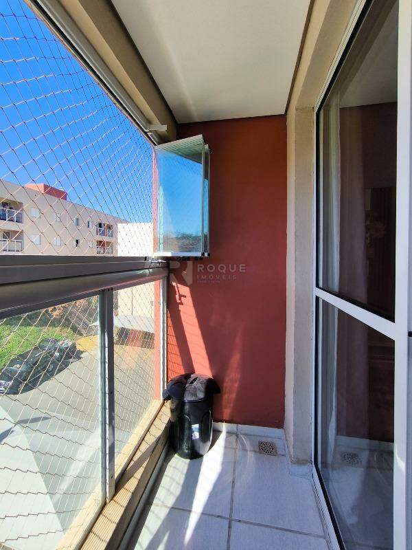 Apartamento à venda no bairro Vila Labaki: SACADA