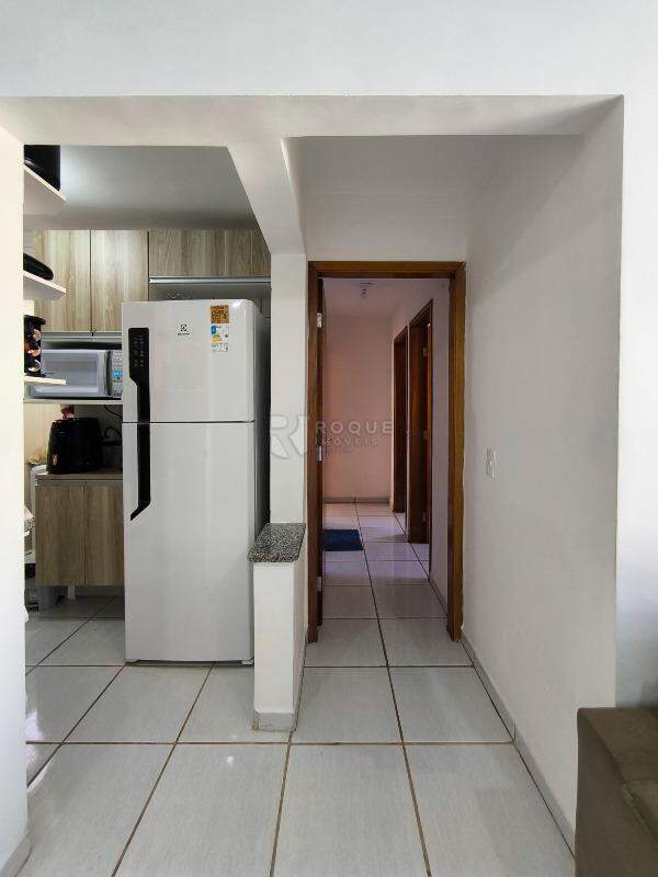 Apartamento à venda no bairro Vila Labaki: COZINHA