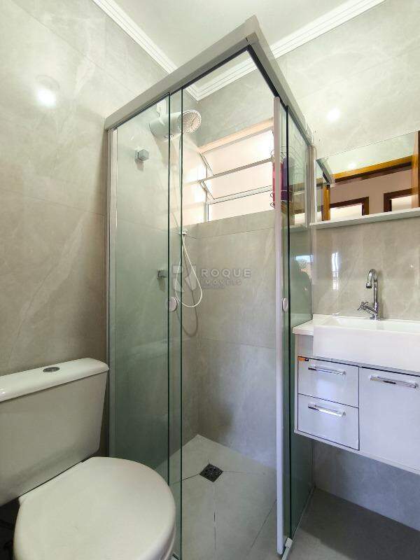 Apartamento à venda no bairro Vila Labaki: BANHEIRO SOCIAL