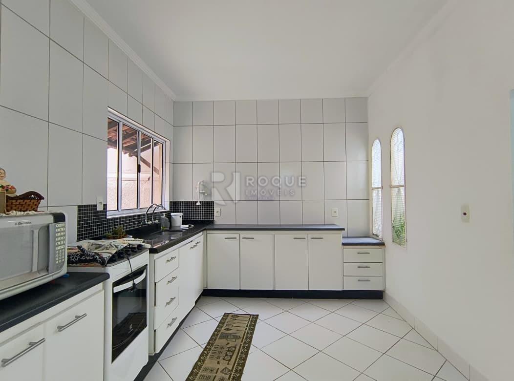 Casa Residencial para aluguel no bairro Vila Cristovam: Cozinha 