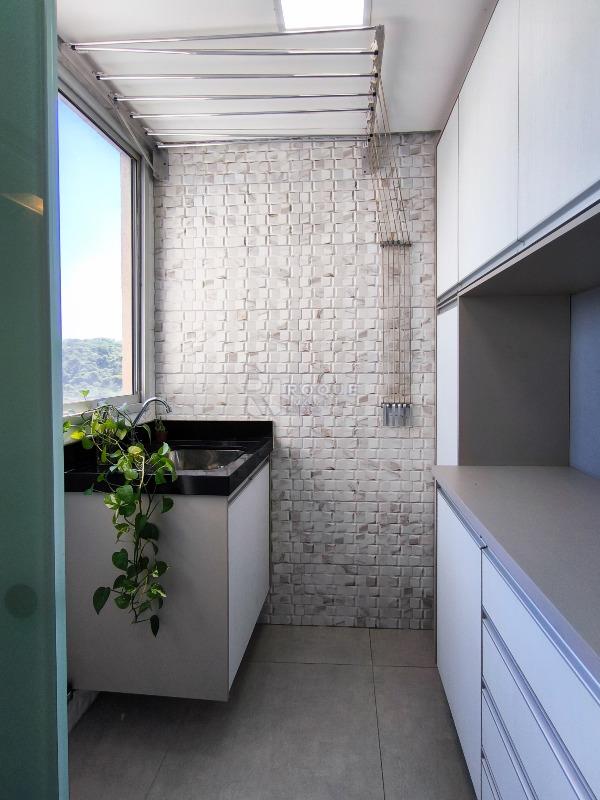 Apartamento à venda no bairro Parque Hippolyto: LAVANDERIA