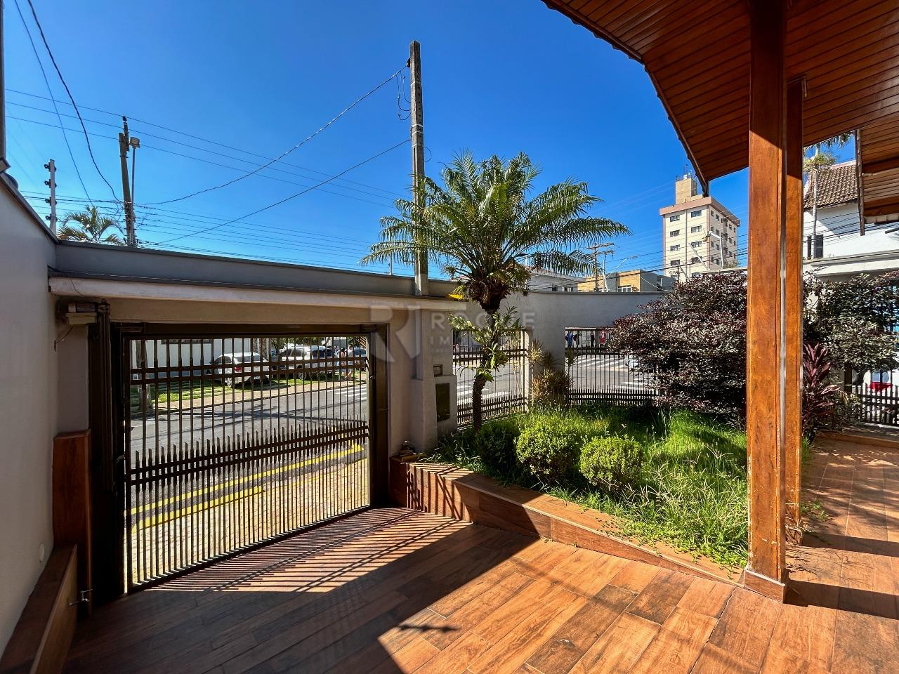 Casa Comercial para aluguel no bairro Vila Claudia: Frente 