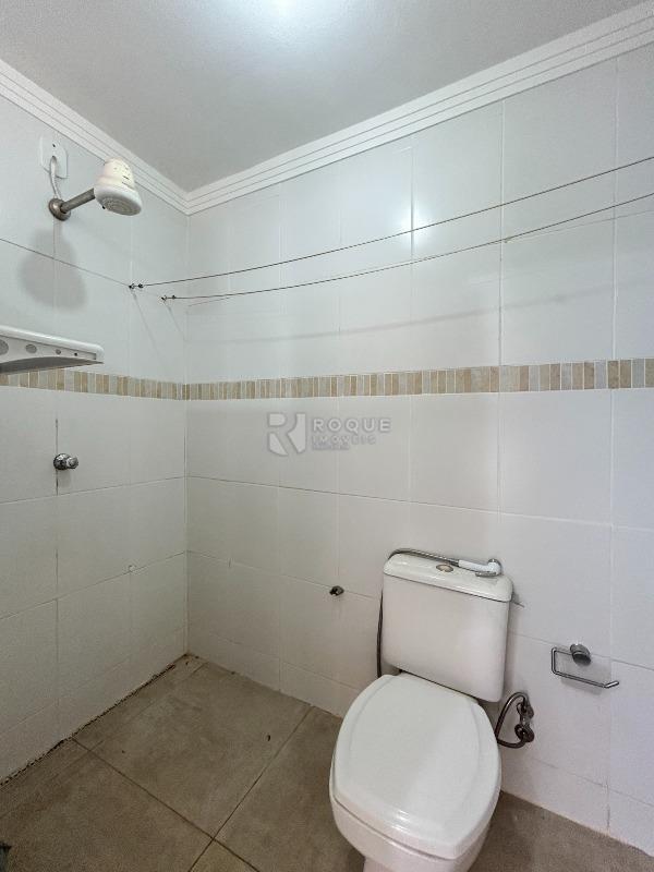 Casa Comercial para aluguel no bairro Vila Claudia: WC social fundo 