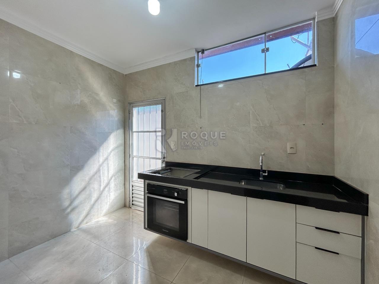 Casa Comercial para aluguel no bairro Vila Claudia: Cozinha
