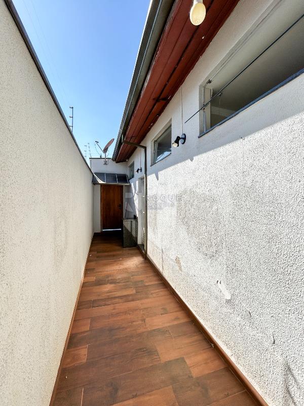 Casa Comercial para aluguel no bairro Vila Claudia: Corredor 1