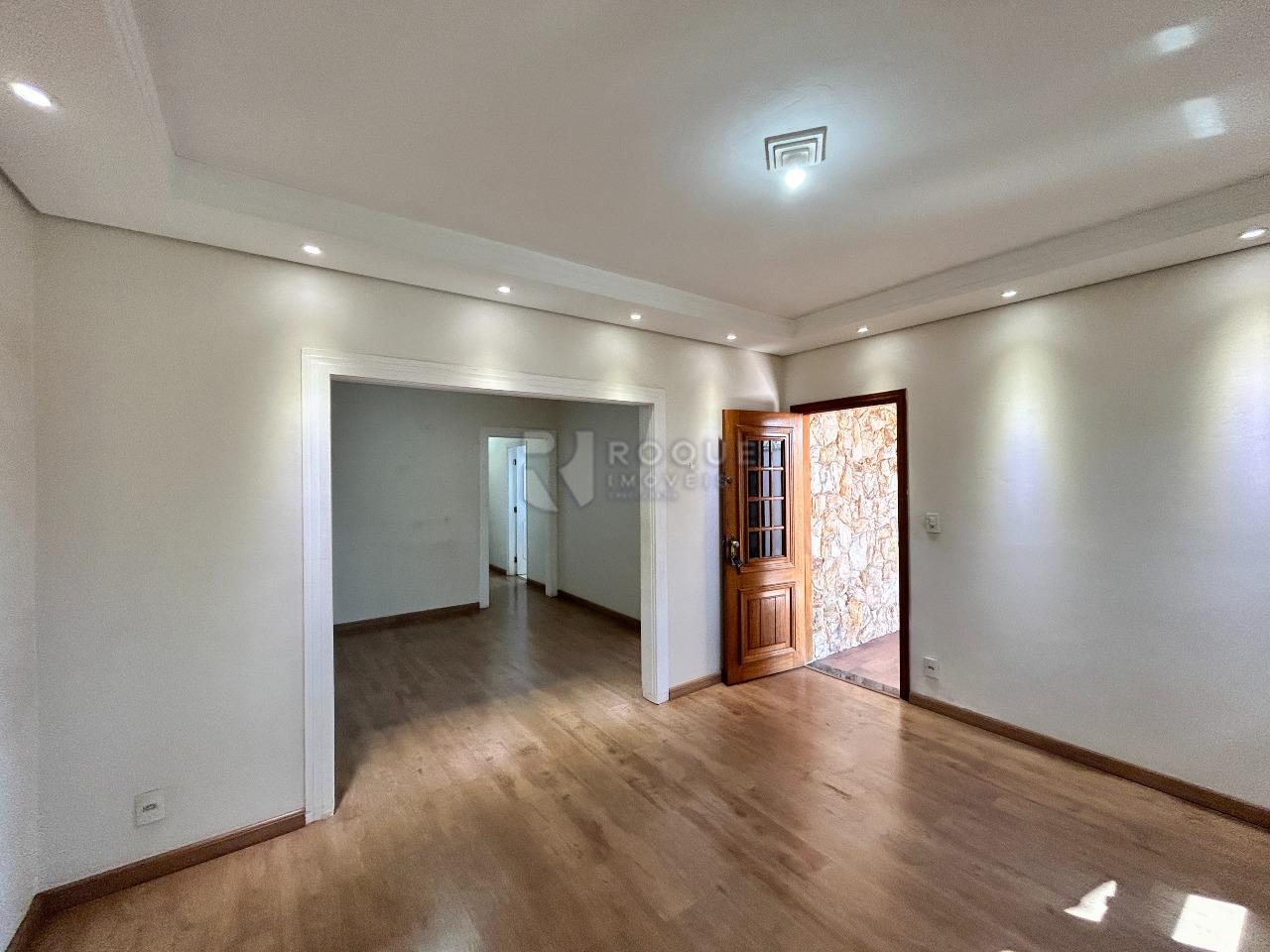 Casa Comercial para aluguel no bairro Vila Claudia: Sala 