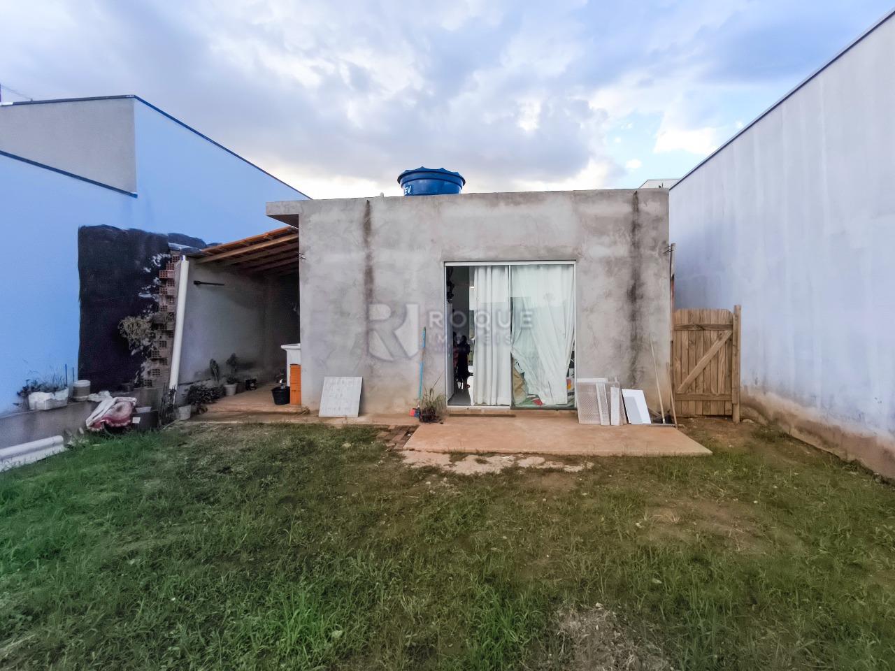 Casa em condomínio à venda no bairro Jardim Residencial Campo Novo: FUNDOS