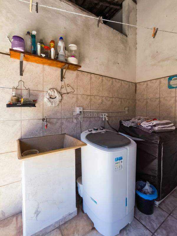 Casa Residencial à venda no bairro Jardim Santo André: LAVANDERIA