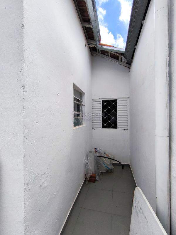 Casa Residencial à venda no bairro Vila Claudia: QUINTAL